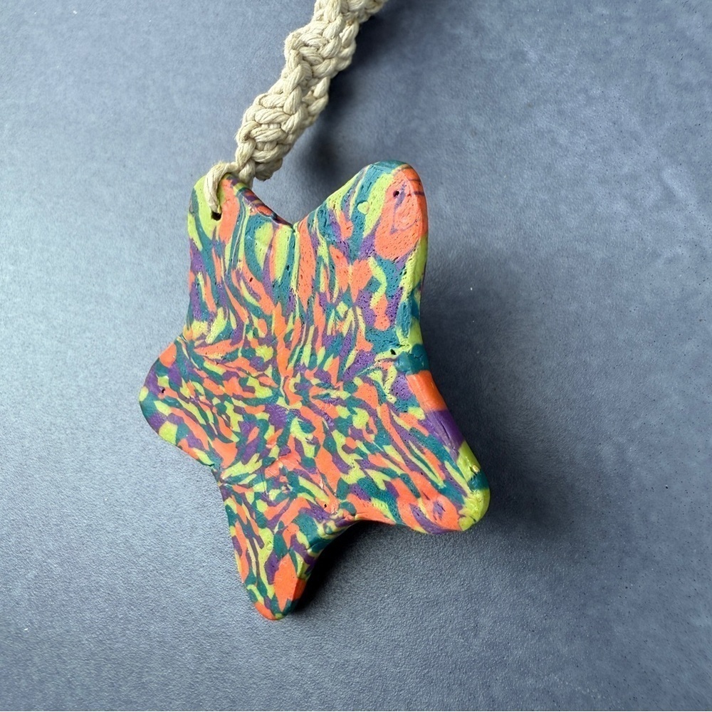 Colorful Star Pendant Necklace - Picture 8 of 16